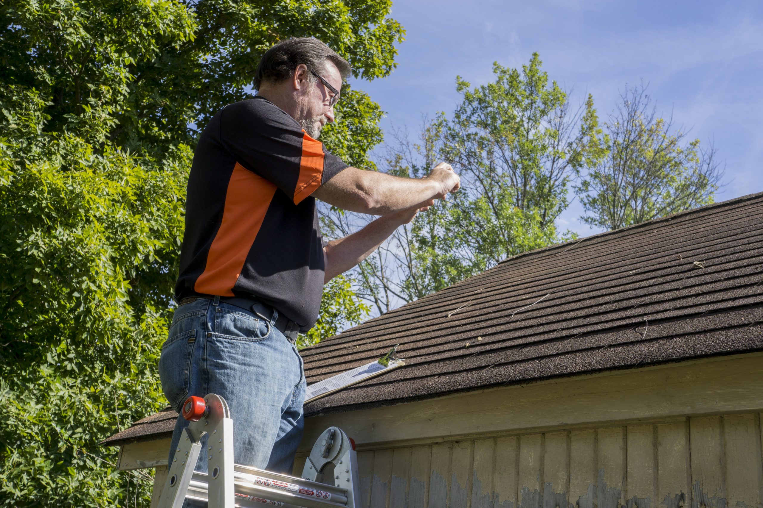 3 Steps to Filing an Insurance Claim When Your Roof is Damaged