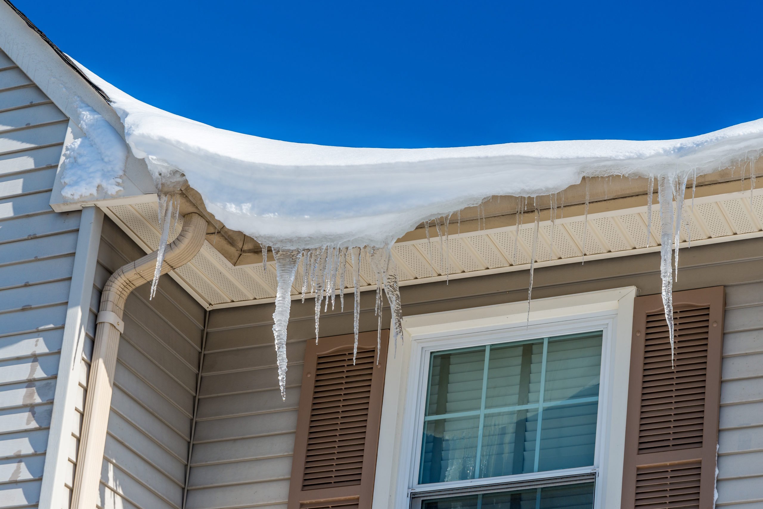 How Could Winter Weather be Affecting My Roof?